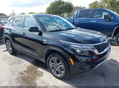 KNDEPCAA2M7177558 2021 KIA SELTOS