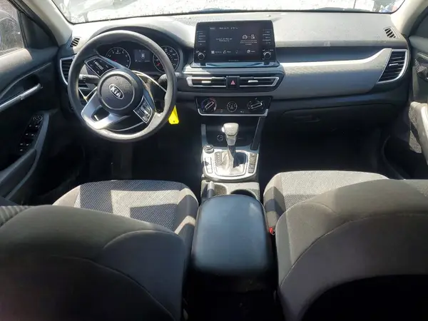 KNDEPCAA2M7194800 2021 KIA SELTOS - Image 8