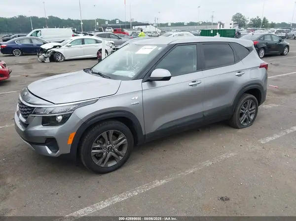 KNDEPCAA2M7232476 2021 KIA SELTOS - Image 2