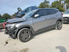 KNDEPCAA2N7271098 2022 KIA SELTOS