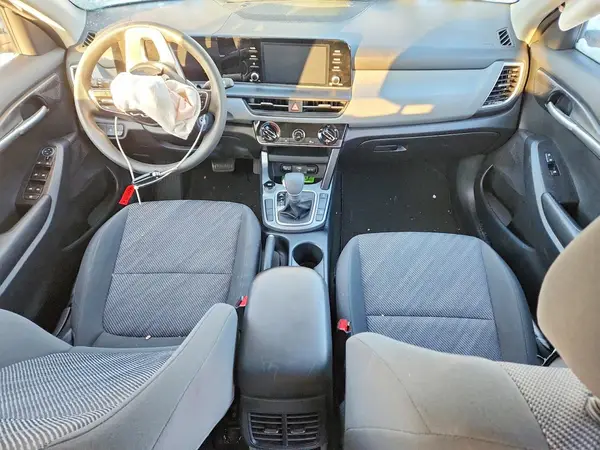 KNDEPCAA2R7476054 2024 KIA SELTOS - Image 8