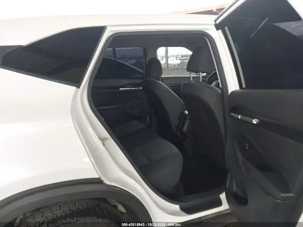 KNDEPCAA2R7530064 2024 KIA SELTOS - Image 8