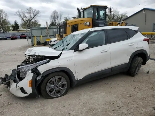KNDEPCAA2R7553716 2024 KIA SELTOS - Image 1