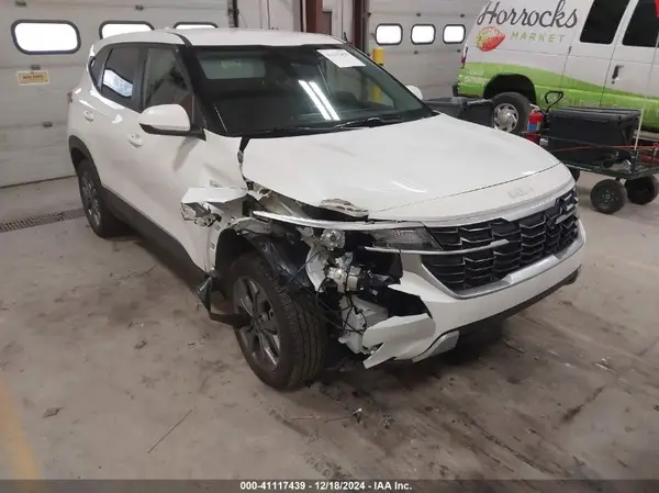 KNDEPCAA2R7603708 2024 KIA SELTOS - Image 2