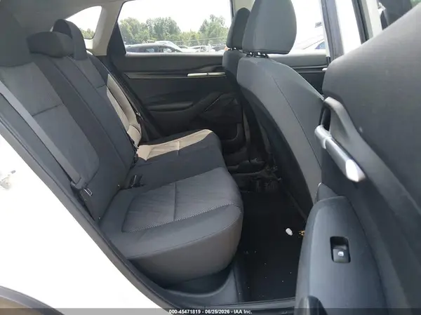 KNDEPCAA2R7603840 2024 KIA SELTOS - Image 8