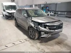KNDEPCAA2R7611422 2024 KIA SELTOS