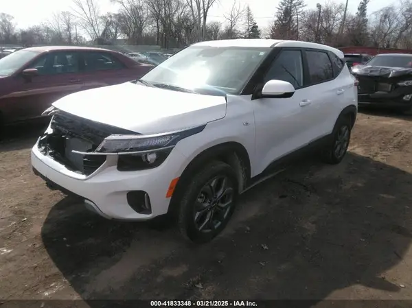 KNDEPCAA2S7728150 2025 KIA SELTOS - Image 2