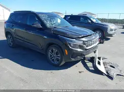 KNDEPCAA3M7051645 2021 KIA SELTOS