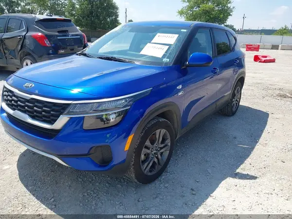 KNDEPCAA3M7153236 2021 KIA SELTOS - Image 2
