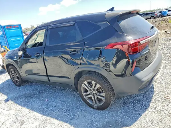KNDEPCAA3M7154046 2021 KIA SELTOS - Image 2