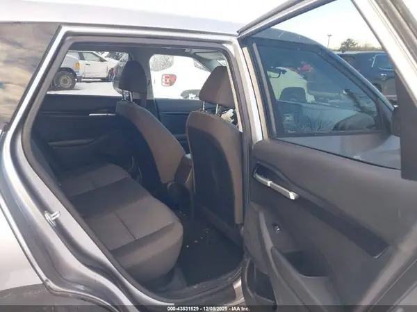 KNDEPCAA3M7157514 2021 KIA SELTOS - Image 8