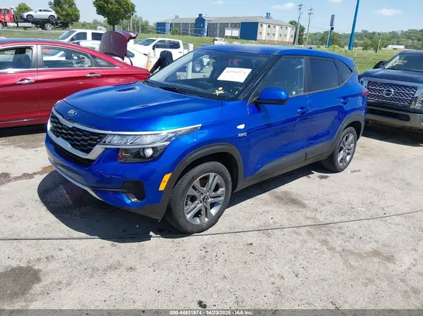 KNDEPCAA3M7187242 2021 KIA SELTOS - Image 2