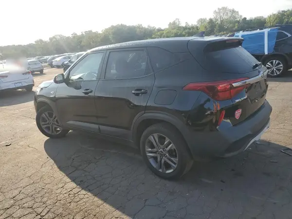 KNDEPCAA3M7189329 2021 KIA SELTOS - Image 2