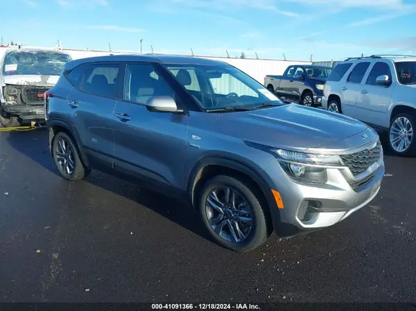 KNDEPCAA3M7225049 2021 KIA SELTOS - Image 1