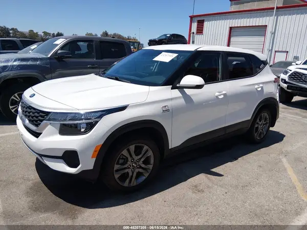 KNDEPCAA3M7233149 2021 KIA SELTOS - Image 2