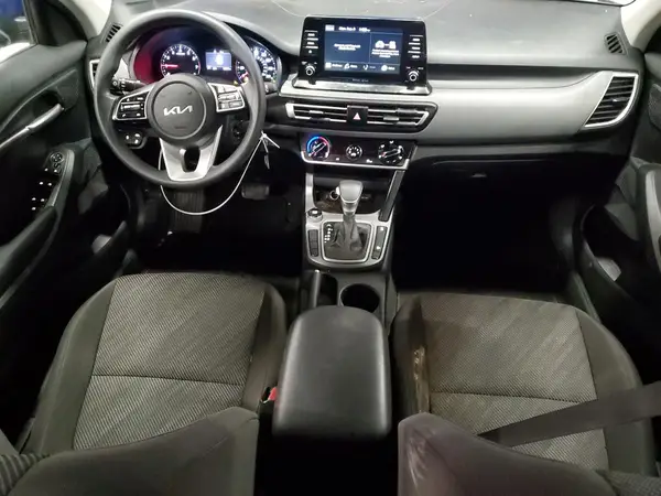 KNDEPCAA3N7250051 2022 KIA SELTOS - Image 8