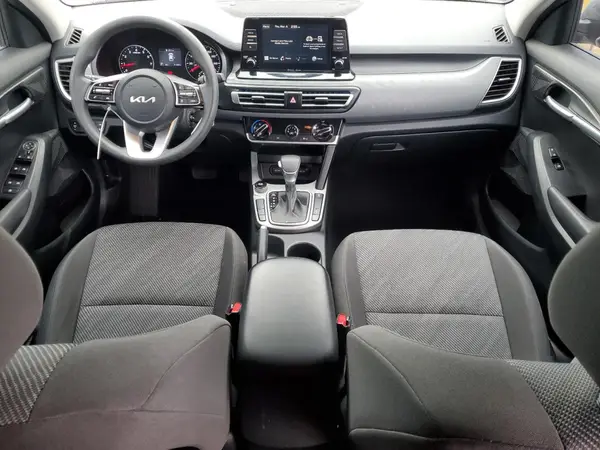 KNDEPCAA3N7252124 2022 KIA SELTOS - Image 8