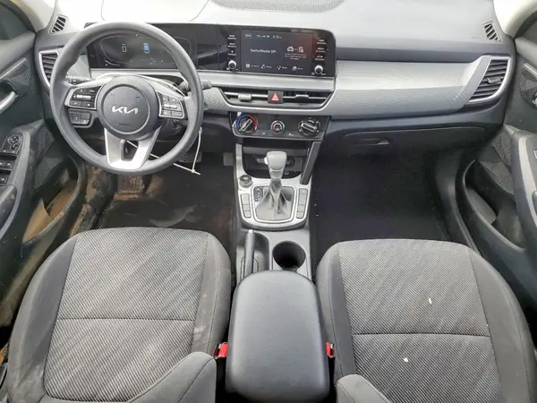 KNDEPCAA3R7477732 2024 KIA SELTOS - Image 8