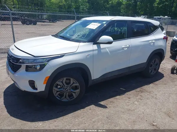 KNDEPCAA3S7811831 2025 KIA SELTOS - Image 2