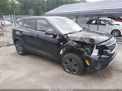 KNDEPCAA4M7045952 2021 KIA SELTOS