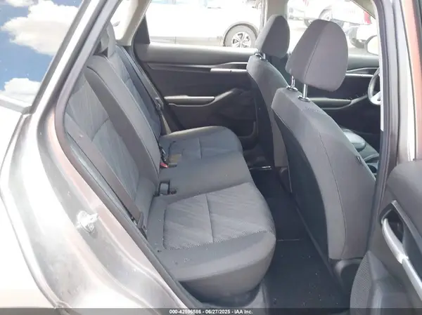 KNDEPCAA4M7077042 2021 KIA SELTOS - Image 8