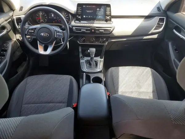 KNDEPCAA4M7138440 2021 KIA SELTOS - Image 8