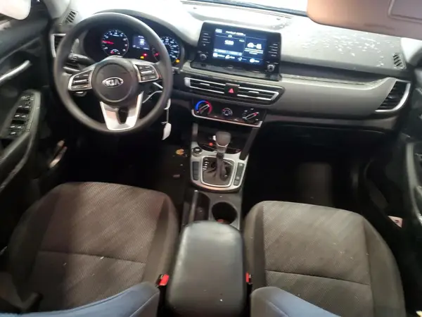 KNDEPCAA4M7213217 2021 KIA SELTOS - Image 8