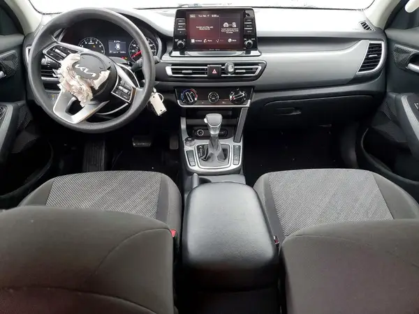 KNDEPCAA4N7272110 2022 KIA SELTOS - Image 8