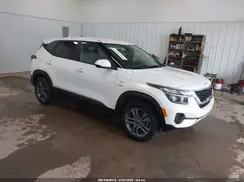 KNDEPCAA4P7389429 2023 KIA SELTOS