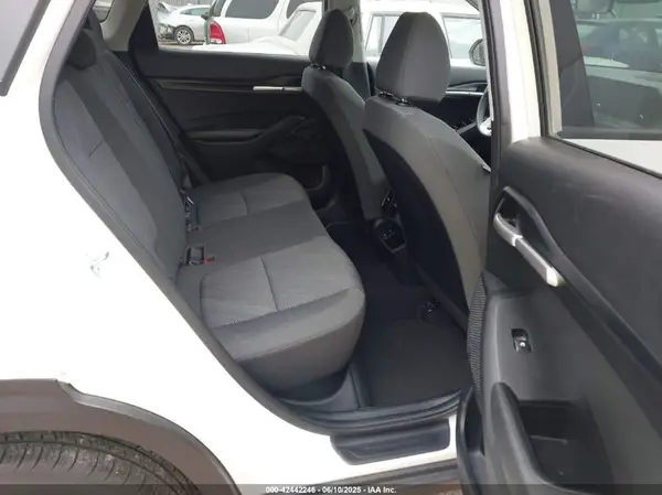 KNDEPCAA4R7479151 2024 KIA SELTOS - Image 8