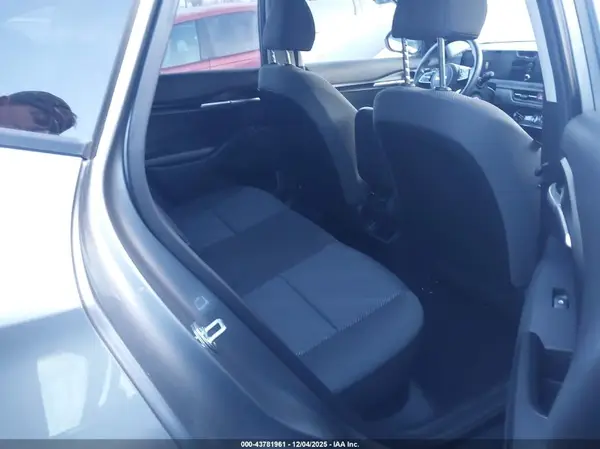 KNDEPCAA4R7500015 2024 KIA SELTOS - Image 8