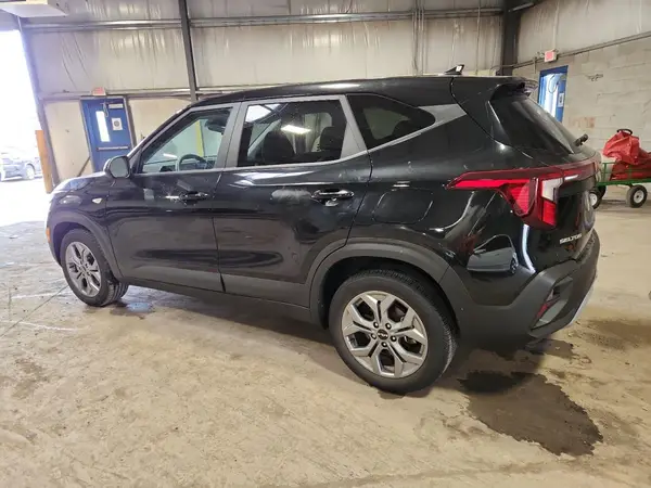 KNDEPCAA4R7527571 2024 KIA SELTOS - Image 2