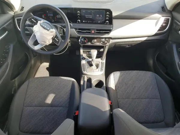 KNDEPCAA4R7599029 2024 KIA SELTOS - Image 8
