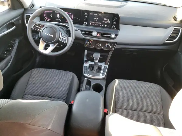 KNDEPCAA4R7655907 2024 KIA SELTOS - Image 8