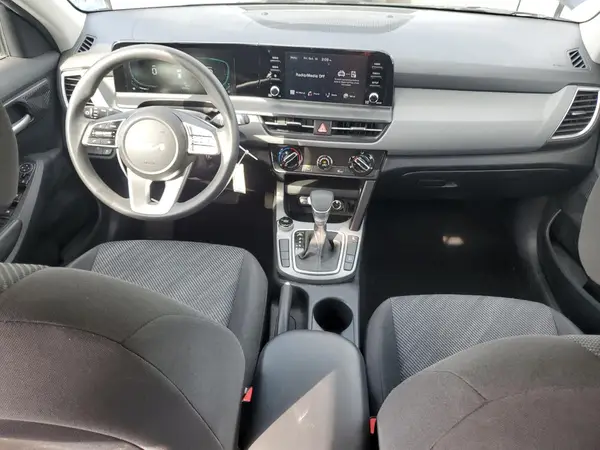 KNDEPCAA4S7694194 2025 KIA SELTOS - Image 8