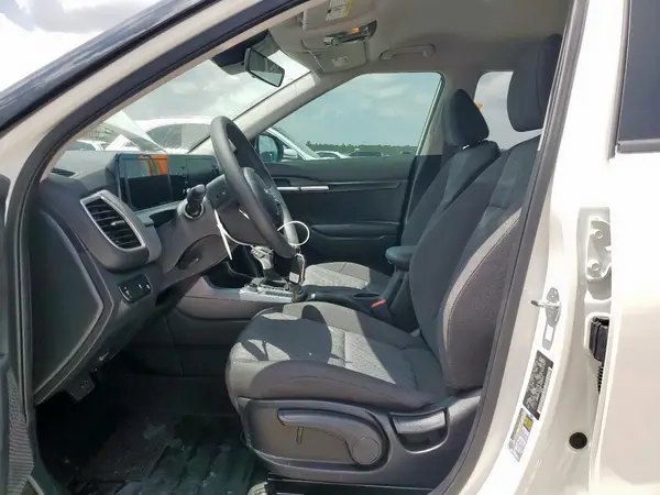 2025 KIA SELTOS auction photo 7