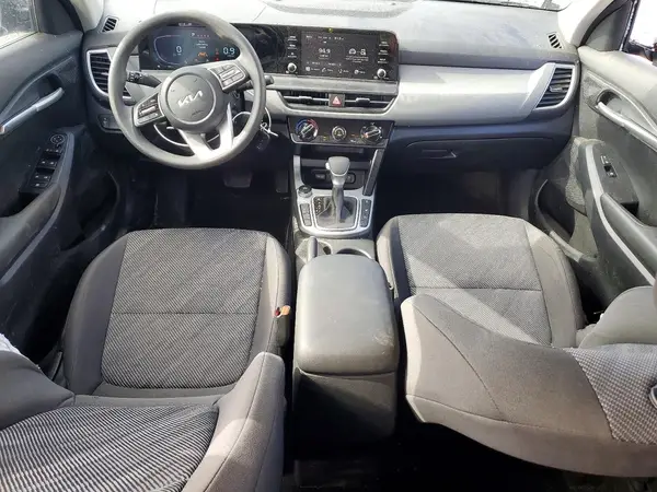 KNDEPCAA4S7735729 2025 KIA SELTOS - Image 8