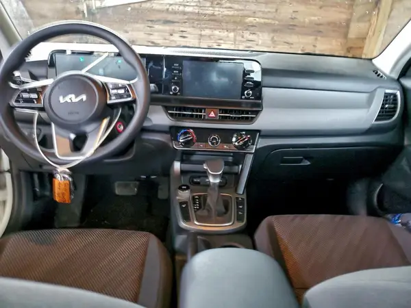 KNDEPCAA4T7830308 2026 KIA SELTOS - Image 8