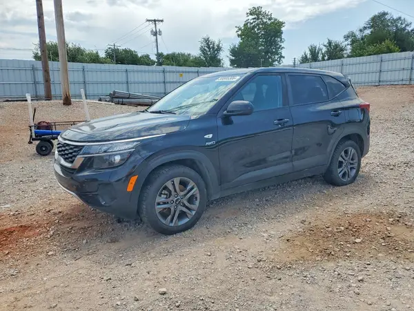 KNDEPCAA5M7058922 2021 KIA SELTOS - Image 1