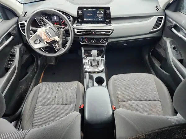KNDEPCAA5M7094433 2021 KIA SELTOS - Image 8