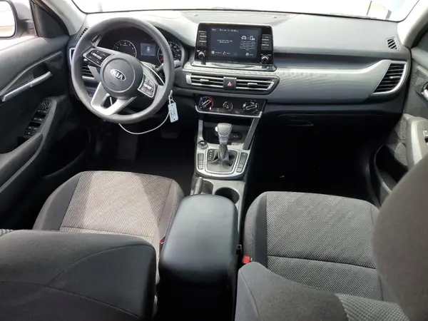 KNDEPCAA5M7096649 2021 KIA SELTOS - Image 8