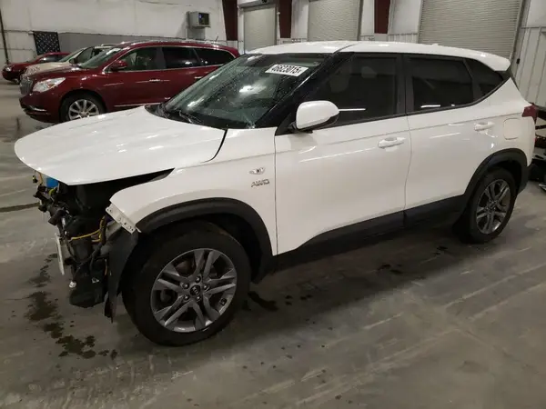 KNDEPCAA5M7102983 2021 KIA SELTOS - Image 1