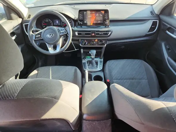 KNDEPCAA5M7112333 2021 KIA SELTOS - Image 8