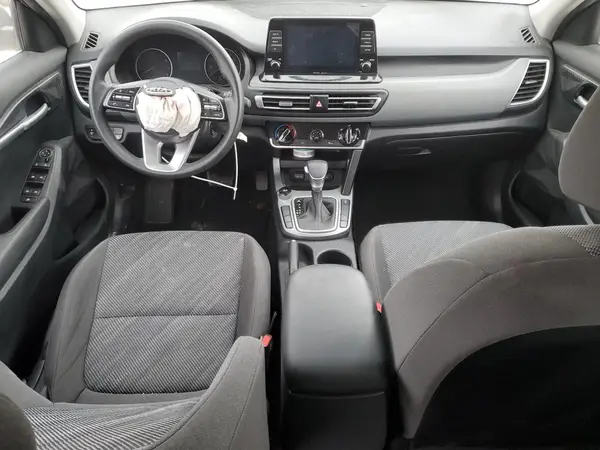 KNDEPCAA5M7123770 2021 KIA SELTOS - Image 8