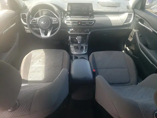 KNDEPCAA5M7159815 2021 KIA SELTOS - Image 8