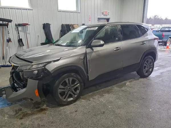 KNDEPCAA5M7173374 2021 KIA SELTOS - Image 1