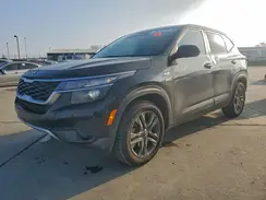 KNDEPCAA5M7230642 2021 KIA SELTOS