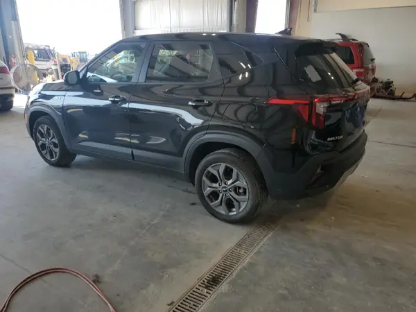 KNDEPCAA5R7517762 2024 KIA SELTOS - Image 2