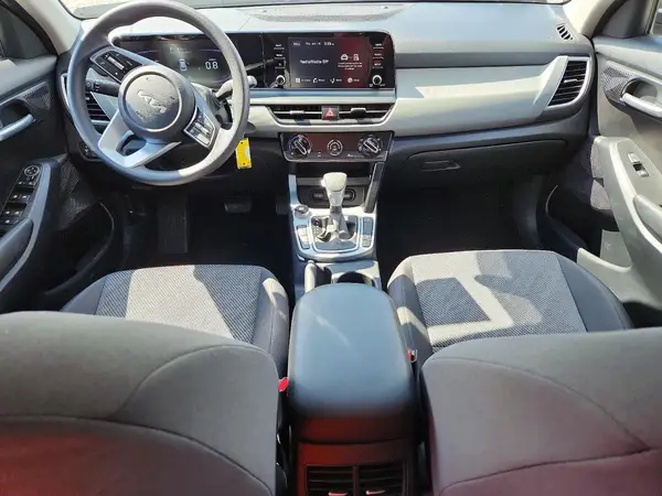 KNDEPCAA5T7850373 2026 KIA SELTOS - Image 8