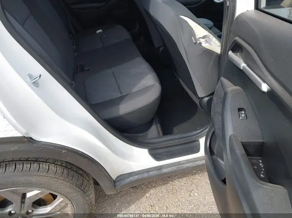 KNDEPCAA5T7889657 2026 KIA SELTOS - Image 8